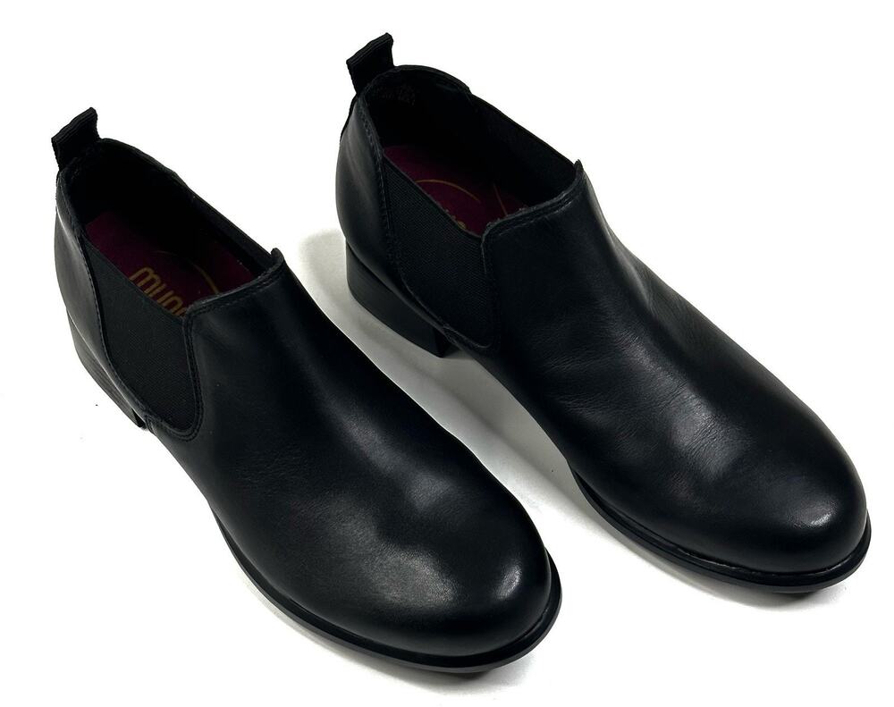 Munro Bedford Black Leather Shoe Bootie Block Heel Womens Size 6.5M New $230